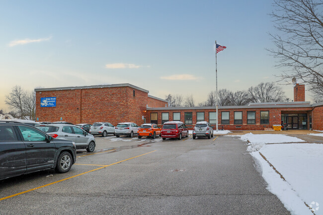 Ridge-Brook Elementary School, Parma