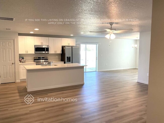 813 New Zealand Ave NW, Palm Bay, FL 32907 - photo 4