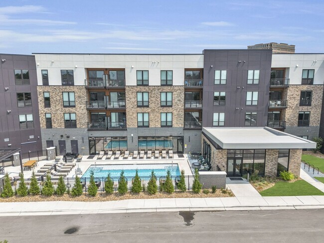 1-1600 NW 38th St- FINAL-100-min