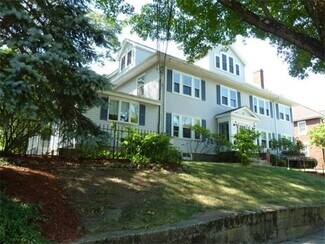 47 Crosby Rd Unit 2, Chestnut Hill, MA 02467