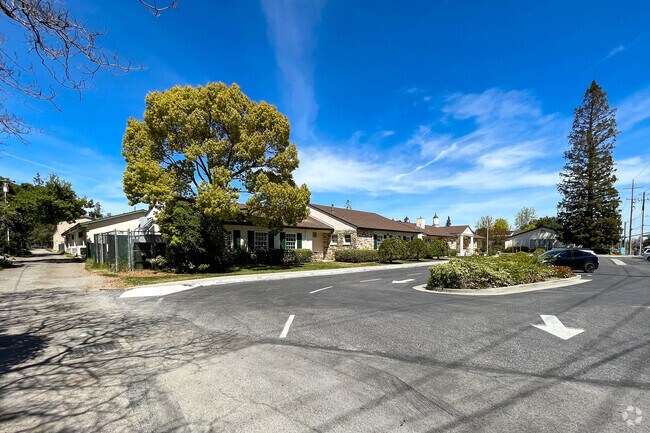 Pick up area at Louise Van Meter Elementary School in East Los Gatos neighborhood.