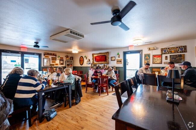 While not in Shady Hills, Don’s Tap is on the northwestern side of Marion, offering standard pub food like fish and chips and sandwiches.