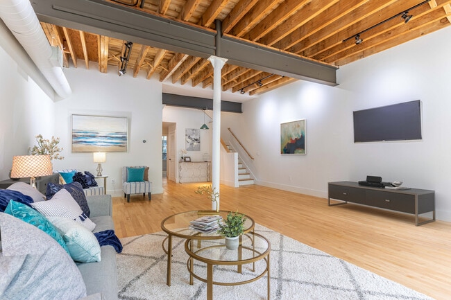 58 Regent St, Cambridge, MA 02140 - photo 3