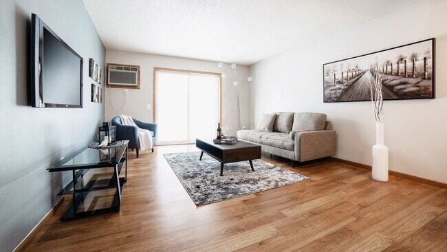 Legacy Pointe Apartments, Forest Lake, MN 55025 - photo 7