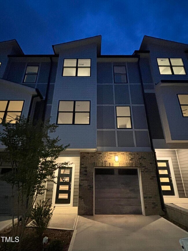 704 Portia Way Unit 15, Morrisville, NC 27560