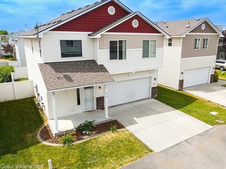 7833 N Hilliard Ct, Coeur d'Alene, ID 83815