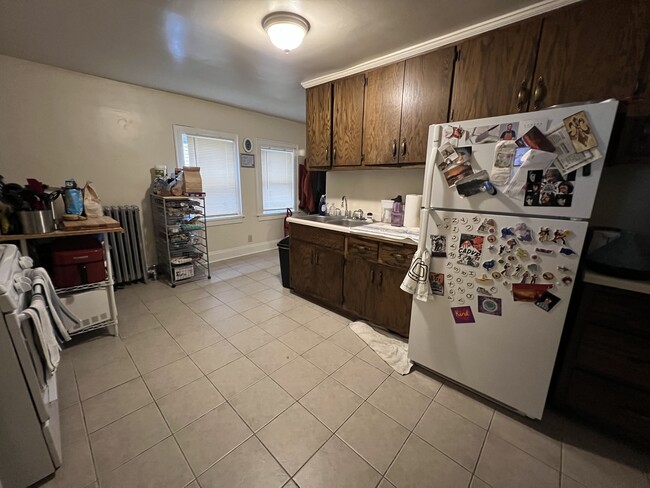 1671 N Van Buren St, Milwaukee, WI 53202 - photo 6