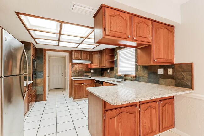 15640 Little Ranch Rd, Spring Hill, FL 34610 - photo 6