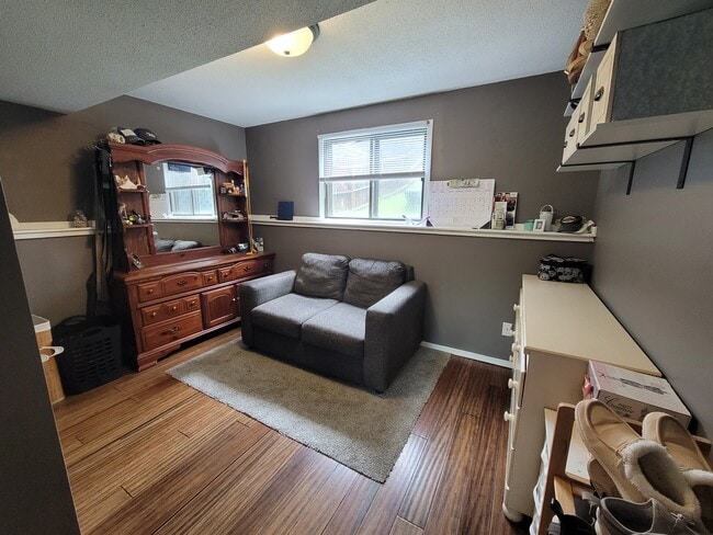 2201 E Tracy Ln, Sioux Falls, SD 57103 - photo 7