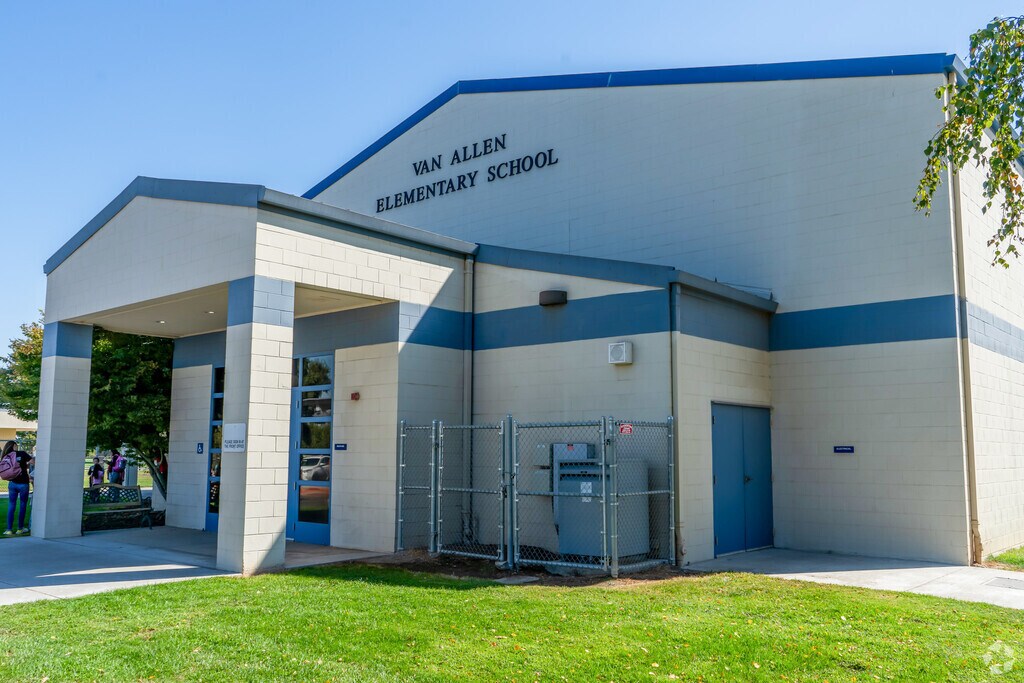 Van Allen Elementary School, Rankings & Reviews