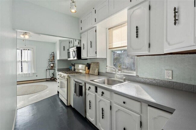 2 Narragansett Ave, Riverside, RI 02915 - photo 7