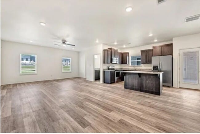 877 S Rupple Rd unit 877-2, Fayetteville, AR 72704 - photo 4