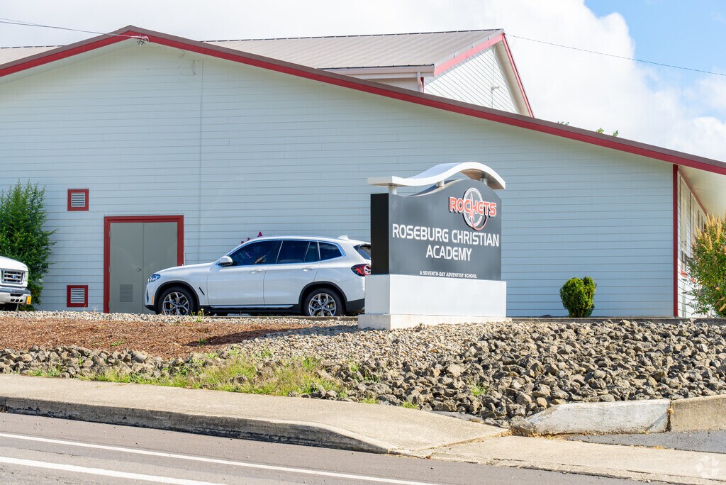 Discover excellence in education at Roseburg Christian Academy.