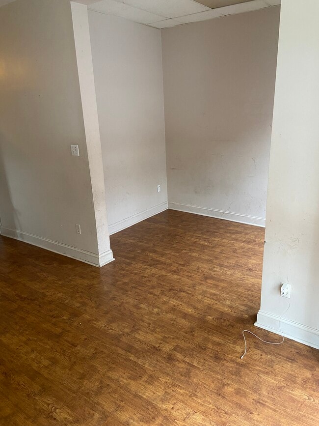 312 N Washington Ave unit Second floor, Scranton, PA 18503 - photo 5