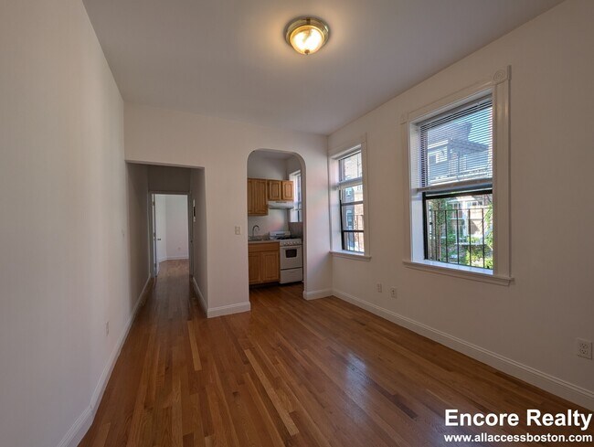 24 Phillips St unit 17, Boston, MA 02114 - photo 7
