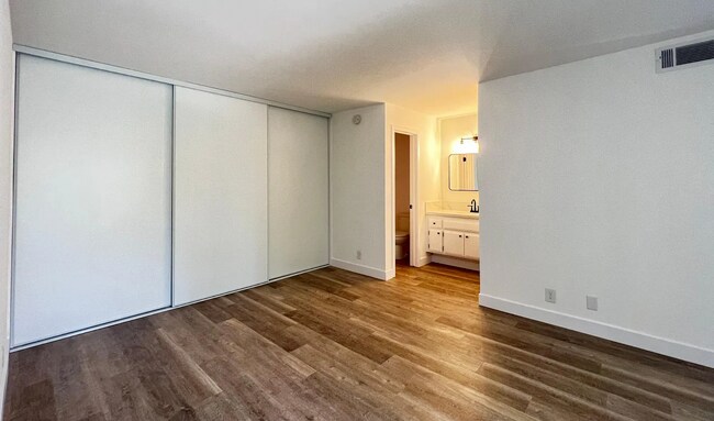 15511 Sherman Way unit 3, Van Nuys, CA 91406 - photo 3