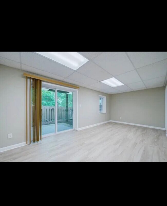 1090 New Haven Dr SW unit 1090B, Marietta, GA 30064 - photo 6