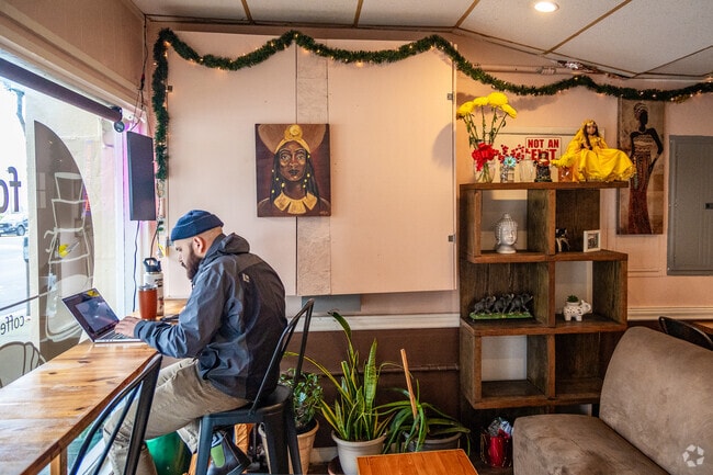 Outer Mission residents can enjoy the nearby Fog City Diner.