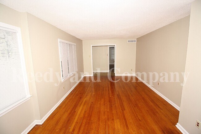 3001 Falkirk Rd, Memphis, TN 38128 - photo 6