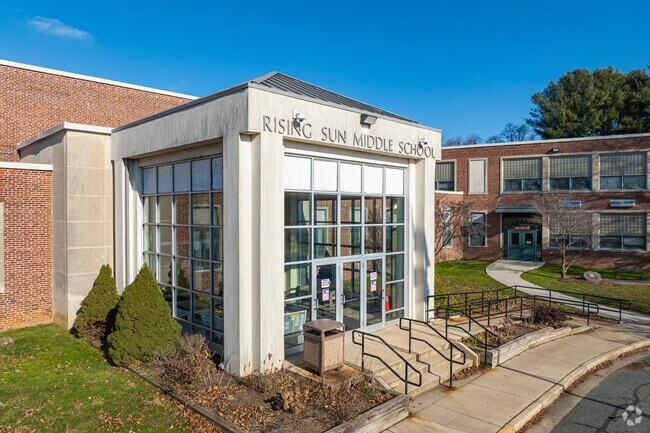 The student-teacher ratio at Rising Sun Middle School is 14 to 1.