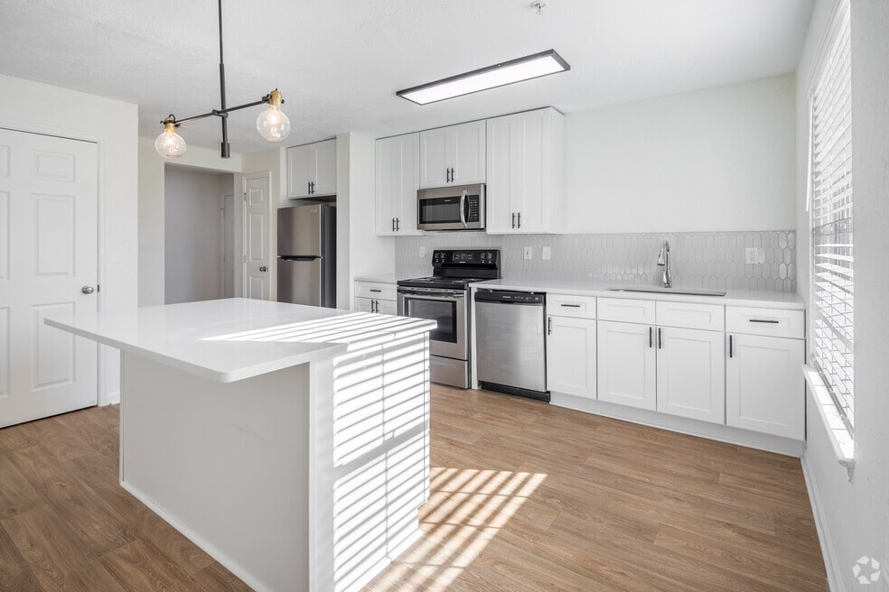 The Emerson, Bowling Green, KY 42104 - photo 1