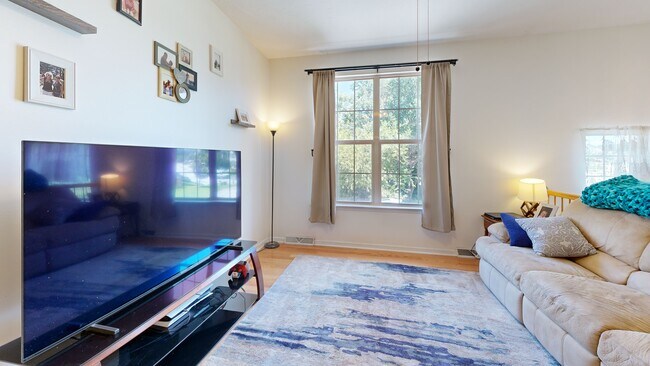 37 Zachary Dr, Hanover, PA 17331 - photo 2