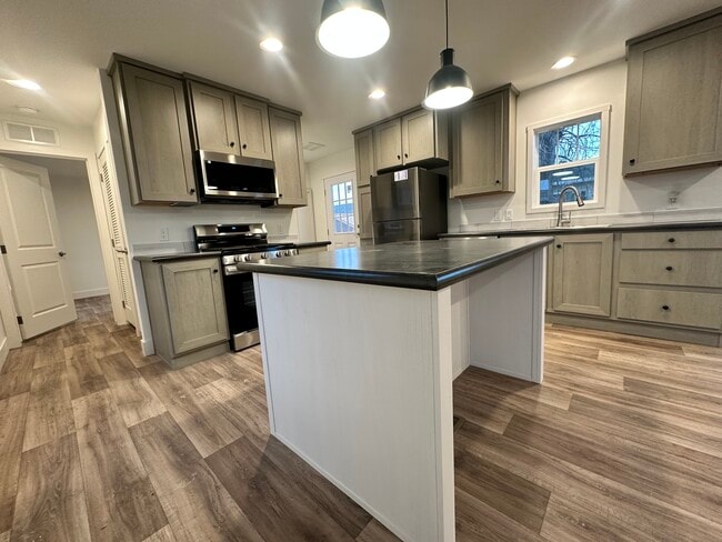 19 Cavalier St N, Billings, MT 59105 - photo 7