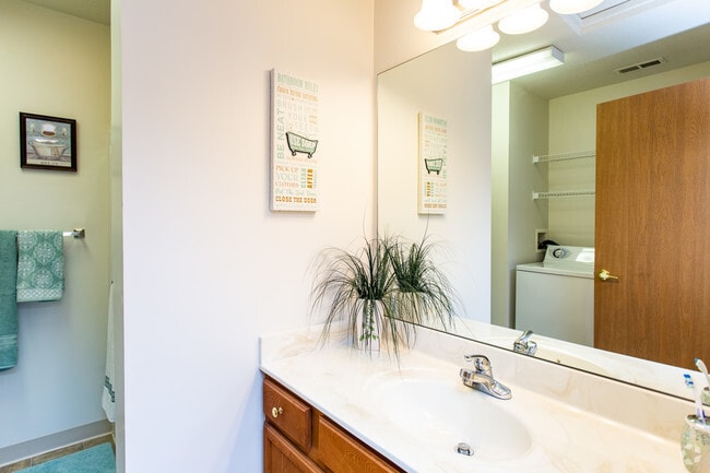 The Apartments at Glenwood, Heath, OH 43056 - photo 7