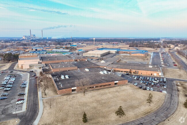 The student-teacher ratio at Becker Intermediate School is 20 to 1.