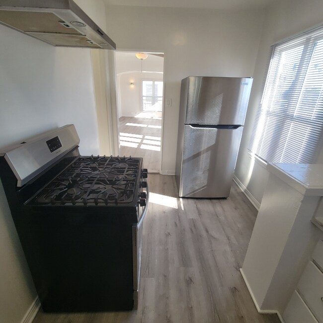 1509 12th Ave unit 1.4, Los Angeles, CA 90019 - photo 5