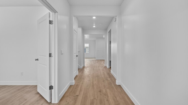 1904 S Cyclone Dr, Washington, UT 84780 - photo 2