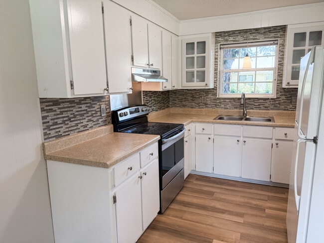 128 Barnesdale Dr, Warner Robins, GA 31093 - photo 4