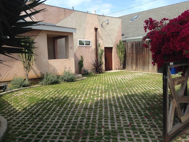 711 6th Ave, Venice, CA 90291 - photo 5