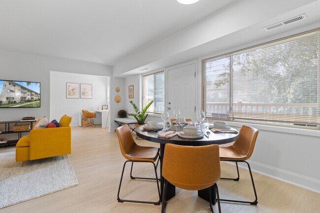 Halpine View, Rockville, MD 20851 - photo 3