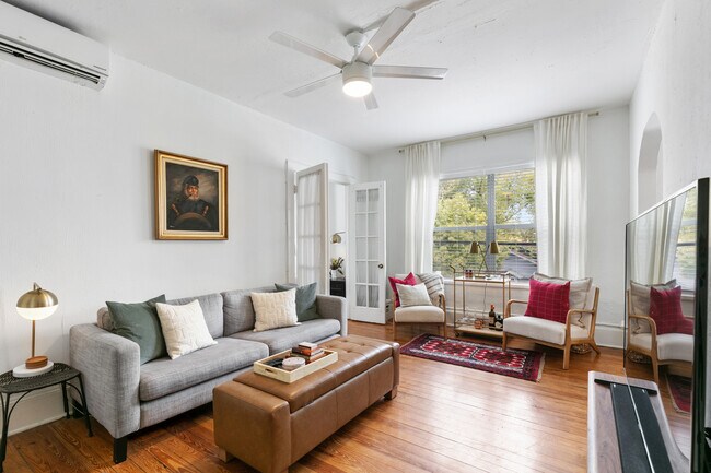 1836 Laurel St unit 2, Sarasota, FL 34236 - photo 5