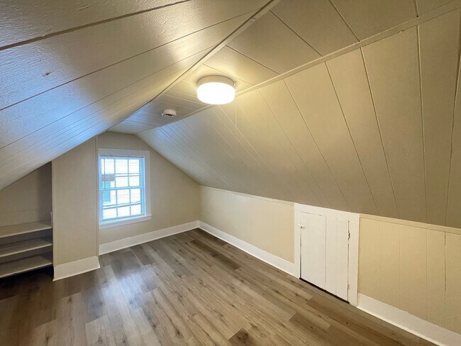 13 Spring St unit 2, Newmarket, NH 03857 - photo 6