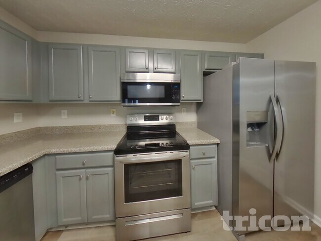 133 Rolling Meadows Ct, Hampton, GA 30228 - photo 7