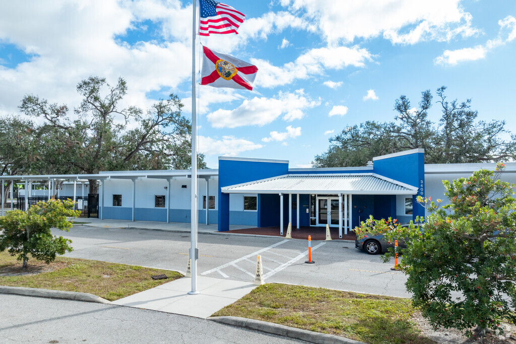 Wilkinson Elementary School in South Gate Ridge welcomes students through a central entrance