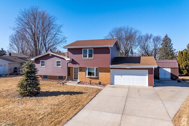 The housing options in Beaver Dam include bilevels homes.