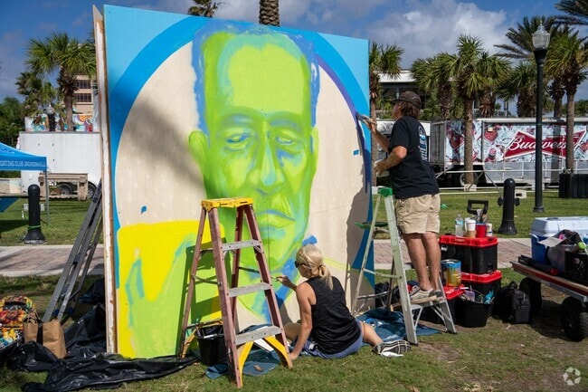 Jacksonville Beach, with its many events, is just five minutes away from Hodges.