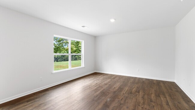 308 Valencia Cir unit 36209238, Wellford, SC 29385 - photo 6