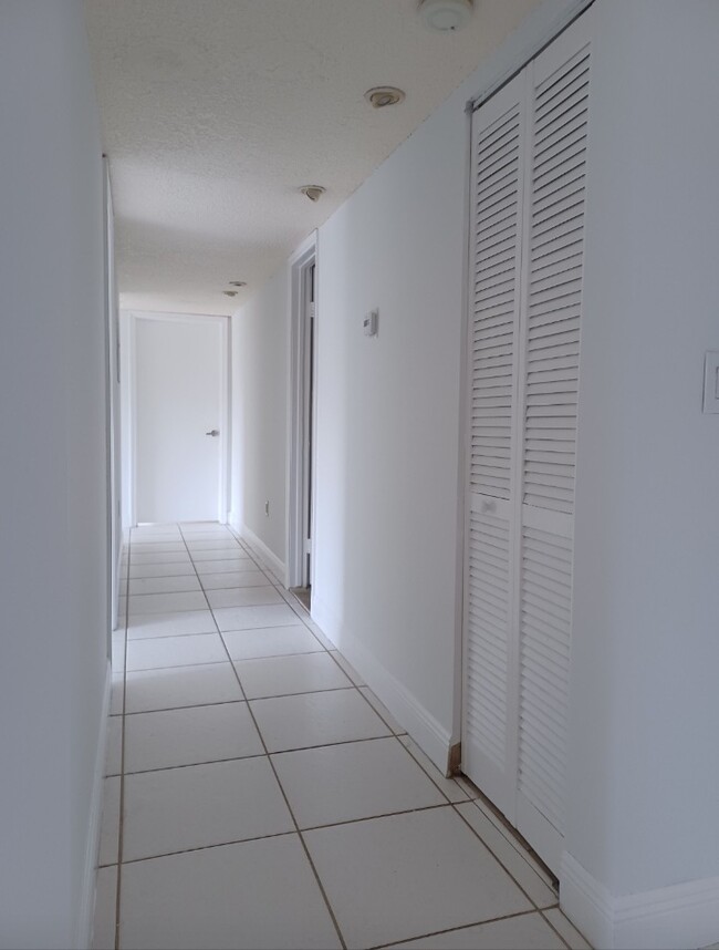 4730 NW 102nd Ave Unit 201, Doral, FL 33178