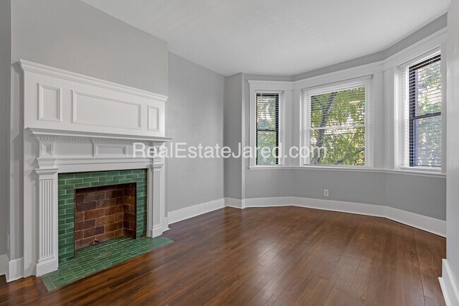 28 Glenville Ave unit 2, Allston, MA 02134 - photo 2