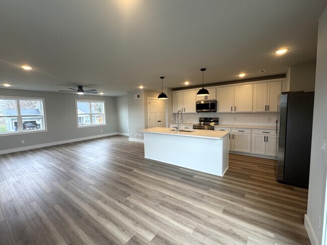 2798 Endive Dr unit 2, Fitchburg, WI 53711 - photo 5