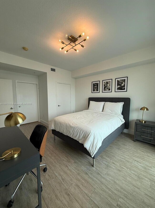 Axis at Brickell Village unit 3522-N, Miami, FL 33130 - photo 6