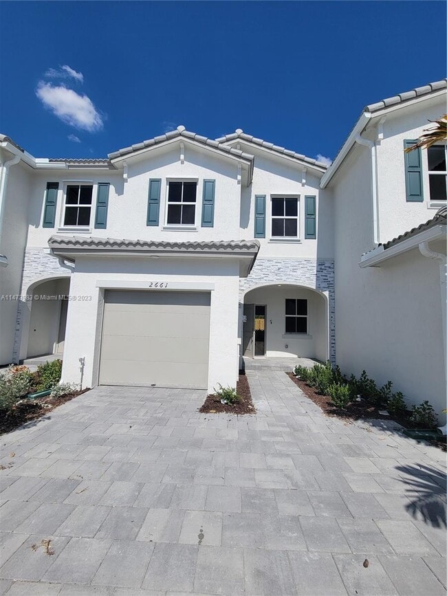 2621 SE 10th St, Homestead, FL 33035