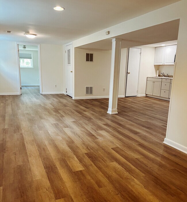 7441 Convair Dr unit 1, Alexandria, VA 22306 - photo 7