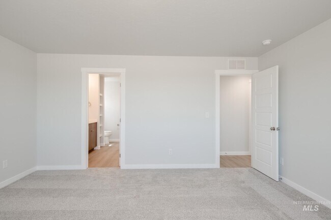 2839 E Valley Wind St, Kuna, ID 83634 - photo 5