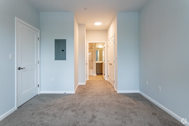 The Thomas Apartments, Somersworth, NH 03878 - photo 4