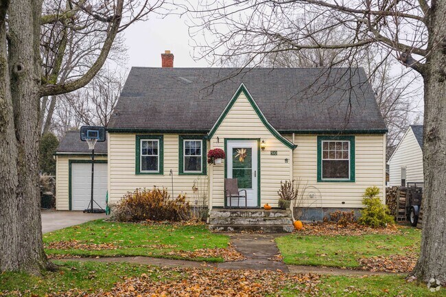 You can also find cottages in Tonawanda if you looking to down size.